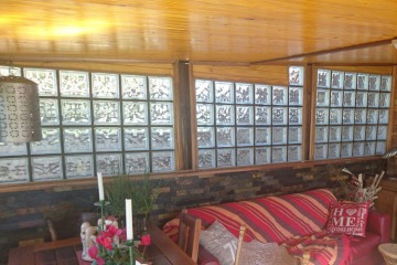 Glass bricks