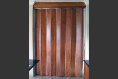 Varifold wooden folding door