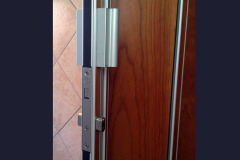Varifold wooden folding door